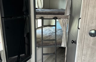 2023 Forest River RV Surveyor Legend 240BHLE