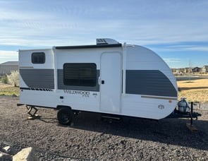Forest River RV Wildwood FSX 174DBLE