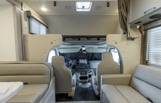 C21*NEW* 2025 Chateau Sleeps8 Luxury Private Suite