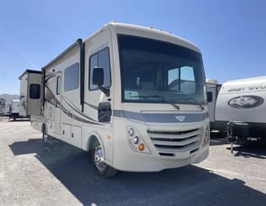 Fleetwood RV Flair 30P