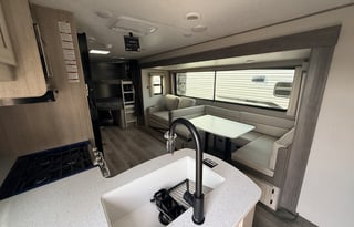 NEW 2026 Coachmen Catalina Legacy Edition 273DBH