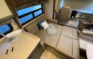 2019 Thor Motor Coach Hurricane 29M