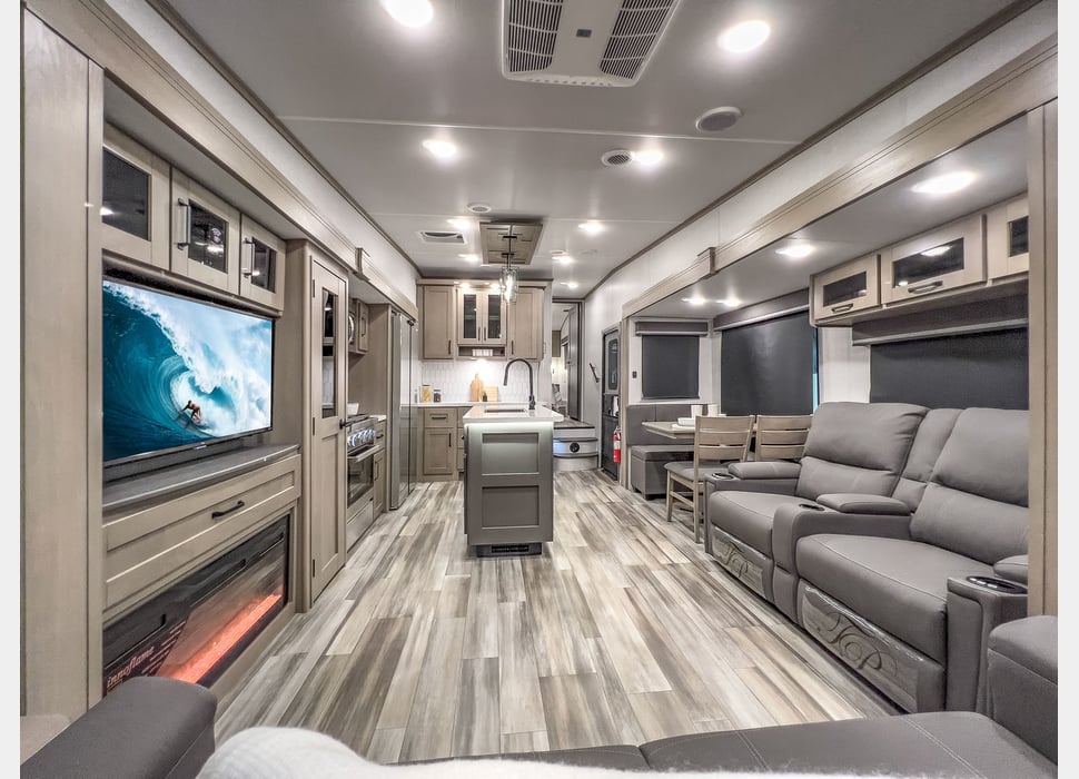 Fifth Wheel rentals in Castle Rock