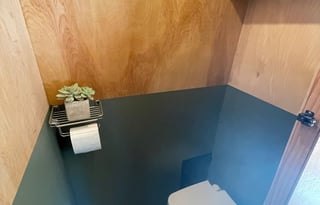 Self Sufficient 4 Person - Jenny in Forest Van