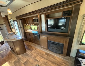 Forest River RV Wildwood Heritage Glen 272RLIS