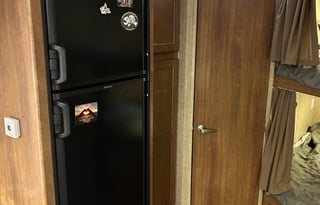 Spacious 28' Camper