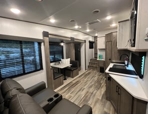 Heartland Milestone 28BH