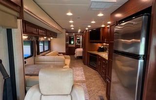 Family Fun! RV | Bunks | Generator | Easy to Drive
