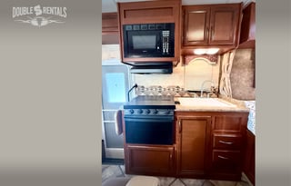 Thor FREEDOM ELITE Class C – Home on the Road
