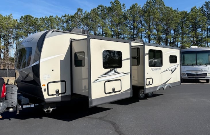 Side View Camper