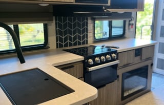 2021 Keystone Passport GT 2400RB Couple's Coach