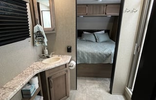 2019 Grand Design Transcend 32BHS