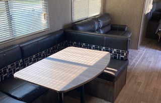 2019 Dutchmen RV Coleman Lantern Series 314BH
