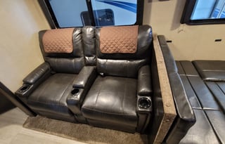 2019 Grand Design Imagine 2800BH