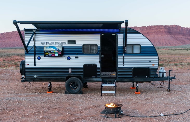 Enjoy the outdoor fridge and outside entertainment system