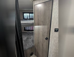 Starcraft Autumn Ridge 26BHS