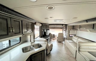 2018 Winnebago Forza 36G
