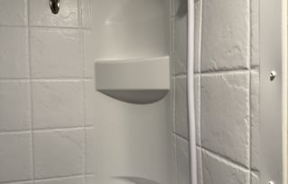 The Wandering Wolf 23 ft Black Label