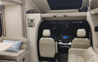 2022 Thor mercedes Tiburon