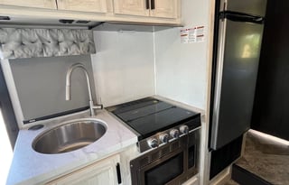 2021 Forest River Sunseeker 2250SLE Ford American