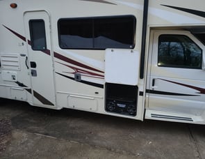 Coachmen RV Freelander 32BH Ford 450