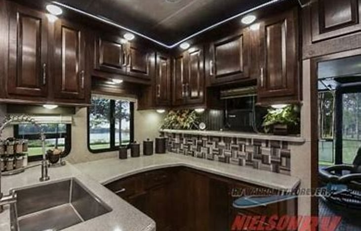 lots of counter space