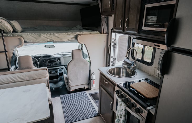 TV is on a swivel, cozy up in the bunk to watch it, or swing it out for the whole family to enjoy