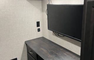 2022 Jayco Sleeps 8 Ready for your Next Adventure!