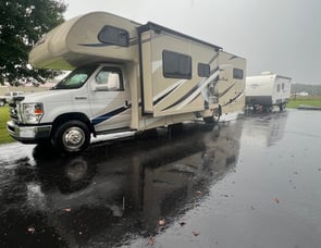 Thor Motor Coach Four Winds 30D Bunkhouse
