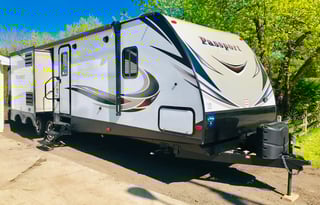 Keystone Passport 3320BH