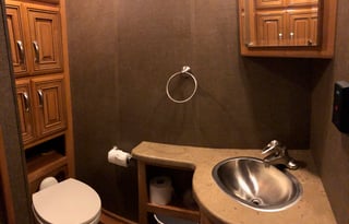 2017 Thor Motor Coach Challenger 37LX ("Molly")")