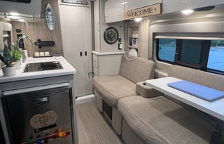 Vanlife Small Cozy Camper for off grid camping