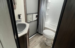 2019 Cherokee Forest River. Sleeps 10!