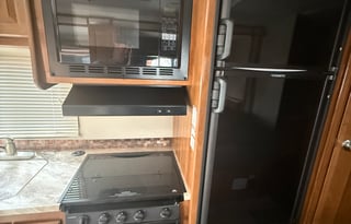 2018 Coachmen LEPRECHAUN 240FS