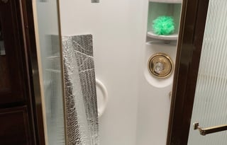 2000 American Coach American Eagle 42C