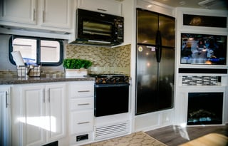 Renovated Bounder 33C Loaded 4 Fun/Great Floorplan