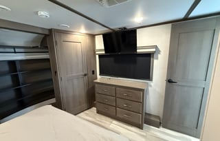 2023 Grand Design Solitude 2 Bed 2 Bath