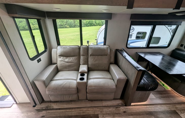Spacious galley and fully-equipped kitchen. Plenty of room for everyone. Private bunkhouse and private bedroom on opposite ends. Pop-up TV to keep everyone entertained. Ample storage.