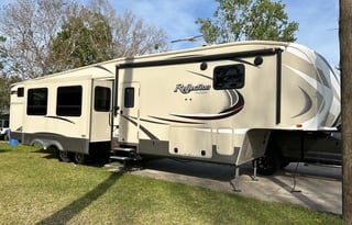 2016 Grand Design Reflection 357BHS