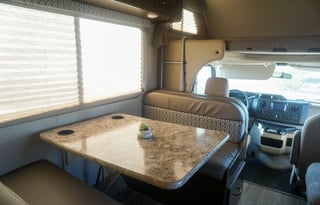 Compact & Loaded Thor Freedom Elite 23H Motorhome