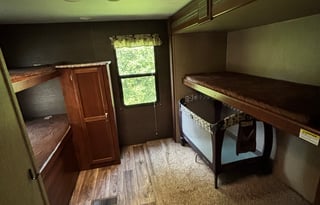 33ft Keystone Passport