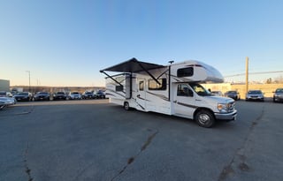 JANICE-2018 Forest River Sunseeker Bunkhouse