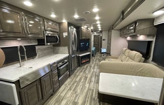 2021.5 Forest River RV Georgetown 7 Series 36K7