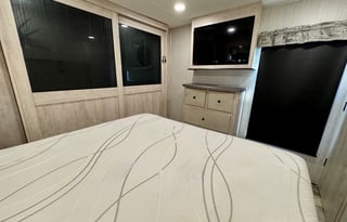 The Sandpiper Suite | 2 Full Baths & Bunkhouse