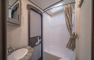 2021 CrossRoads RV Sunset Trail Super Lite SS272BH