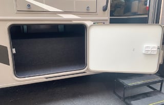 2014 Winnebago - Vista 35B