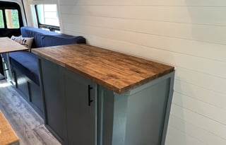 2021 Mercedes-Benz Mercedes-Benz 2500 170