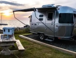 Airstream RV Bambi 16RB
