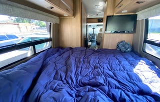 2013 Winnebago Era 70A