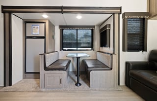 The Bohemian Dream(8 People / Local Delivery Only)